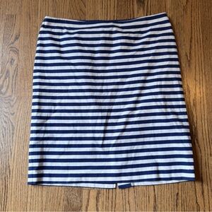 Talbots women’s size 12 petite 100% cotton blue and‎ cream skirt